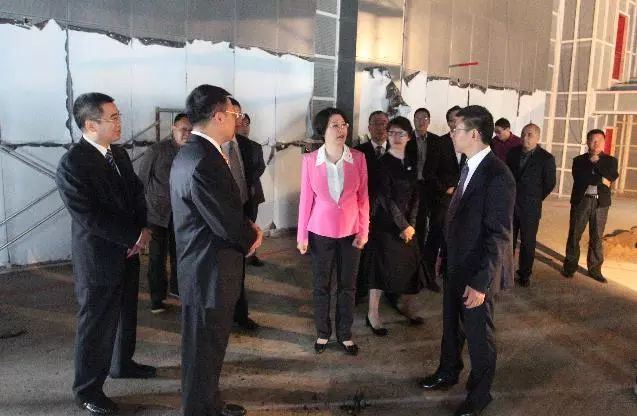 運(yùn)動場館燈具 第326頁