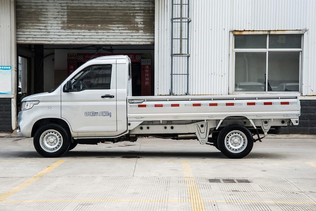 微卡拉貨最新規(guī)定，塑造貨運(yùn)行業(yè)新格局的關(guān)鍵力量