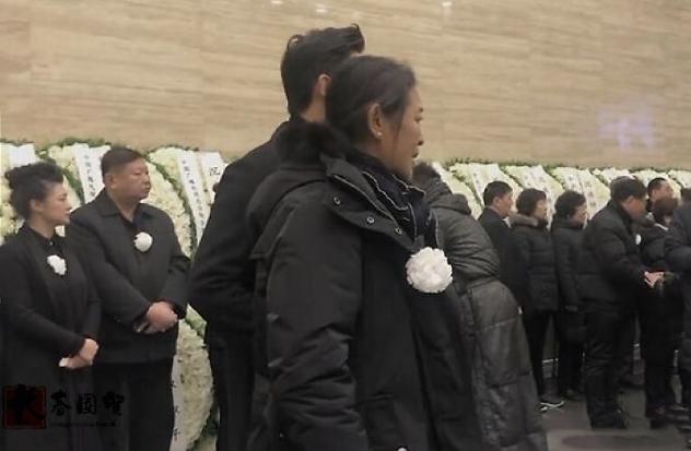 趙忠祥最新消息，科技巨頭引領(lǐng)潮流，全新高科技產(chǎn)品亮相舞臺