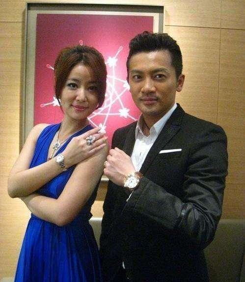 蘇有朋女友最新動(dòng)態(tài)曝光，甜蜜戀情再添新篇章???