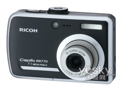 陽光照亮小杰的冒險(xiǎn)日，799rr最新體驗(yàn)與友情的社區(qū)光芒