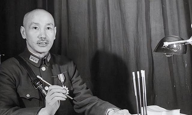 流行詞語最新動(dòng)態(tài)2024，小巷深處的隱藏瑰寶亮相街頭潮流前線