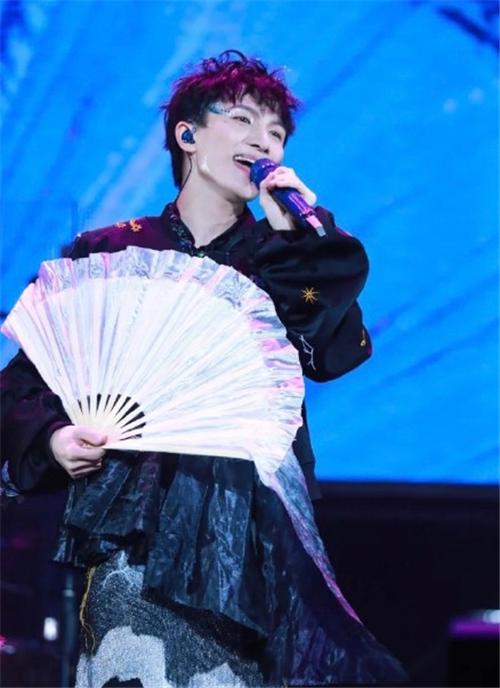 火花最新歌曲，自然美景之旅，探尋內(nèi)心的平和寧靜
