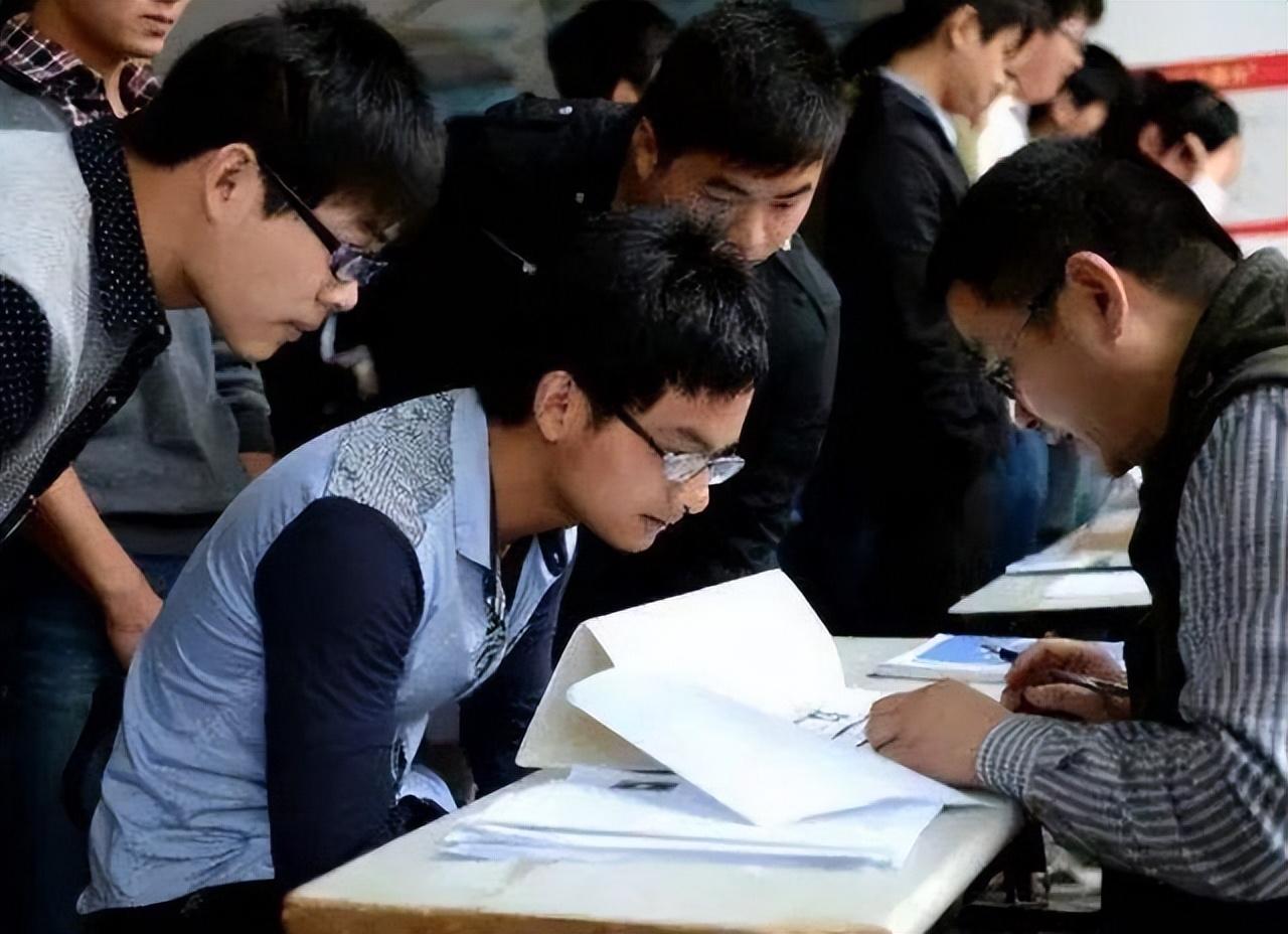 鐵路薪資改革邁入新時代，科技重塑未來，最新動態(tài)揭示變革趨勢