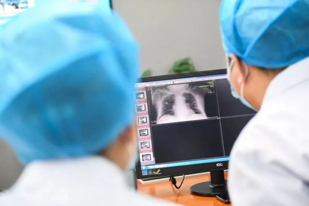 最新疫情動態(tài)圖，疫情與歡樂生活的交織