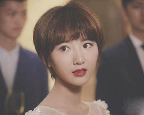 最新網(wǎng)紅短發(fā)造型詳解，時(shí)尚短發(fā)打造步驟指南與照片參考