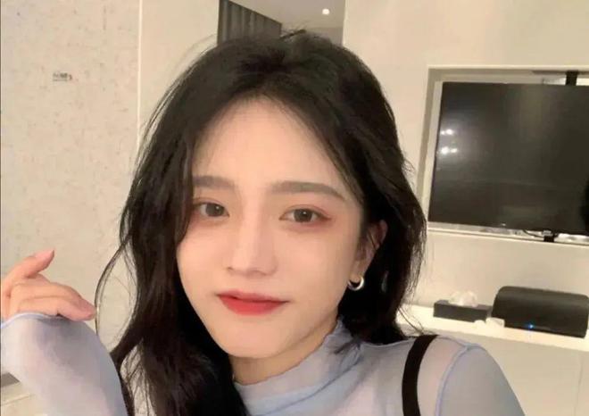 最新長發(fā)美女視頻，心靈與自然的絕美之旅