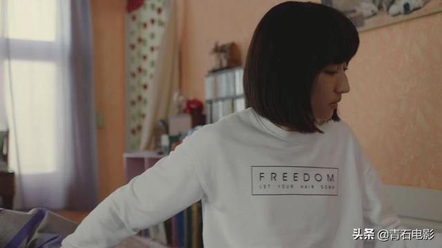 演員何佳，炸裂演技，魅力四射??