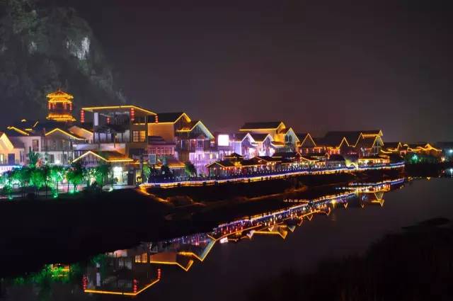 運(yùn)動(dòng)場館燈具 第174頁