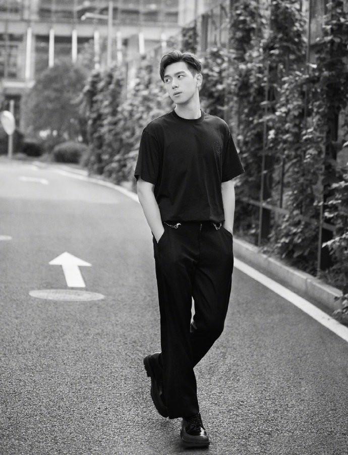 最新外劇盤點，勵志之旅啟程，展現(xiàn)變化中的自信與成就感！