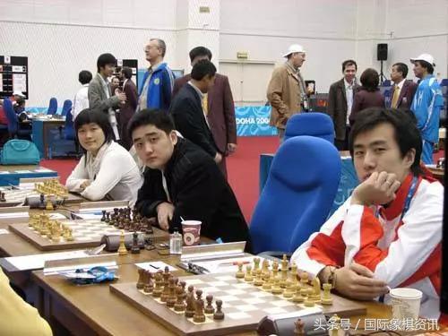 象棋賽場風(fēng)云，變化、自信與成就的舞臺之戰(zhàn)