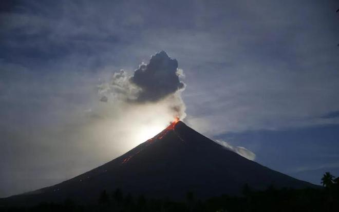 富士山火山動(dòng)態(tài)更新，追尋內(nèi)心平靜的旅行之旅