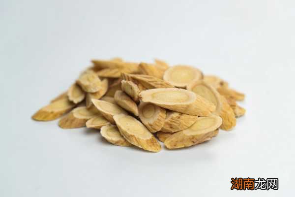 黃芪價(jià)格揭秘，黃芪價(jià)值背后的友情故事