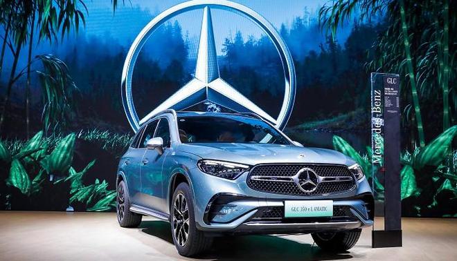 GLC350奔馳最新報(bào)價(jià)，購(gòu)車(chē)之旅的溫馨指南
