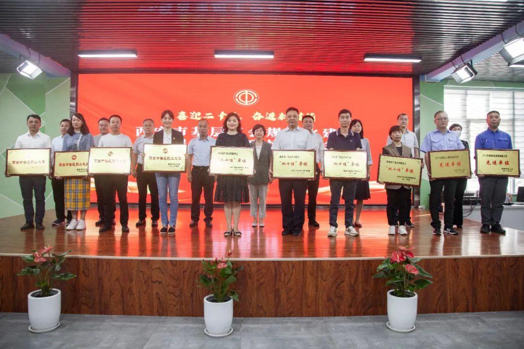 灃京工業(yè)園最新招聘，人才吸引與產(chǎn)業(yè)發(fā)展雙刃劍的挑戰(zhàn)與機(jī)遇