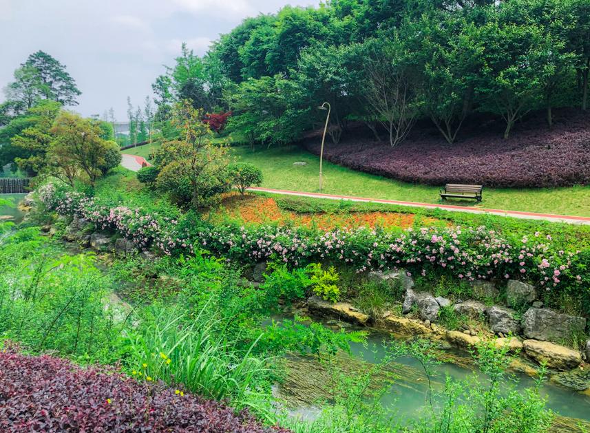 貴陽樓市最新動態(tài)，與自然美景的邂逅，探尋內(nèi)心寧靜的居所