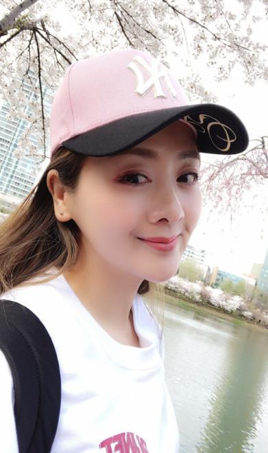 臀部打針視頻，文化現(xiàn)象的深度解讀與探討