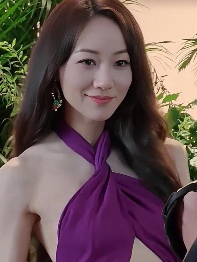 女性頭像時(shí)尚潮流演變，最新風(fēng)尚與2025年流行趨勢預(yù)測