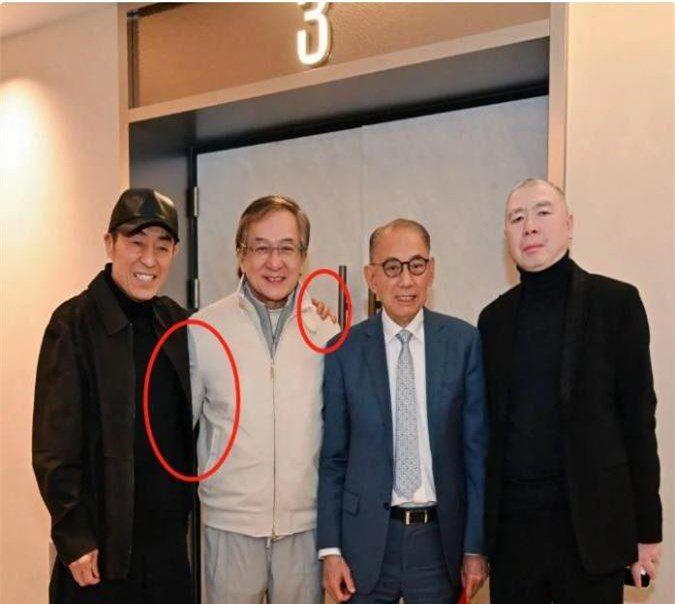 成龍最新動(dòng)態(tài)揭秘，小巷深處的驚喜探索之旅（2025年）