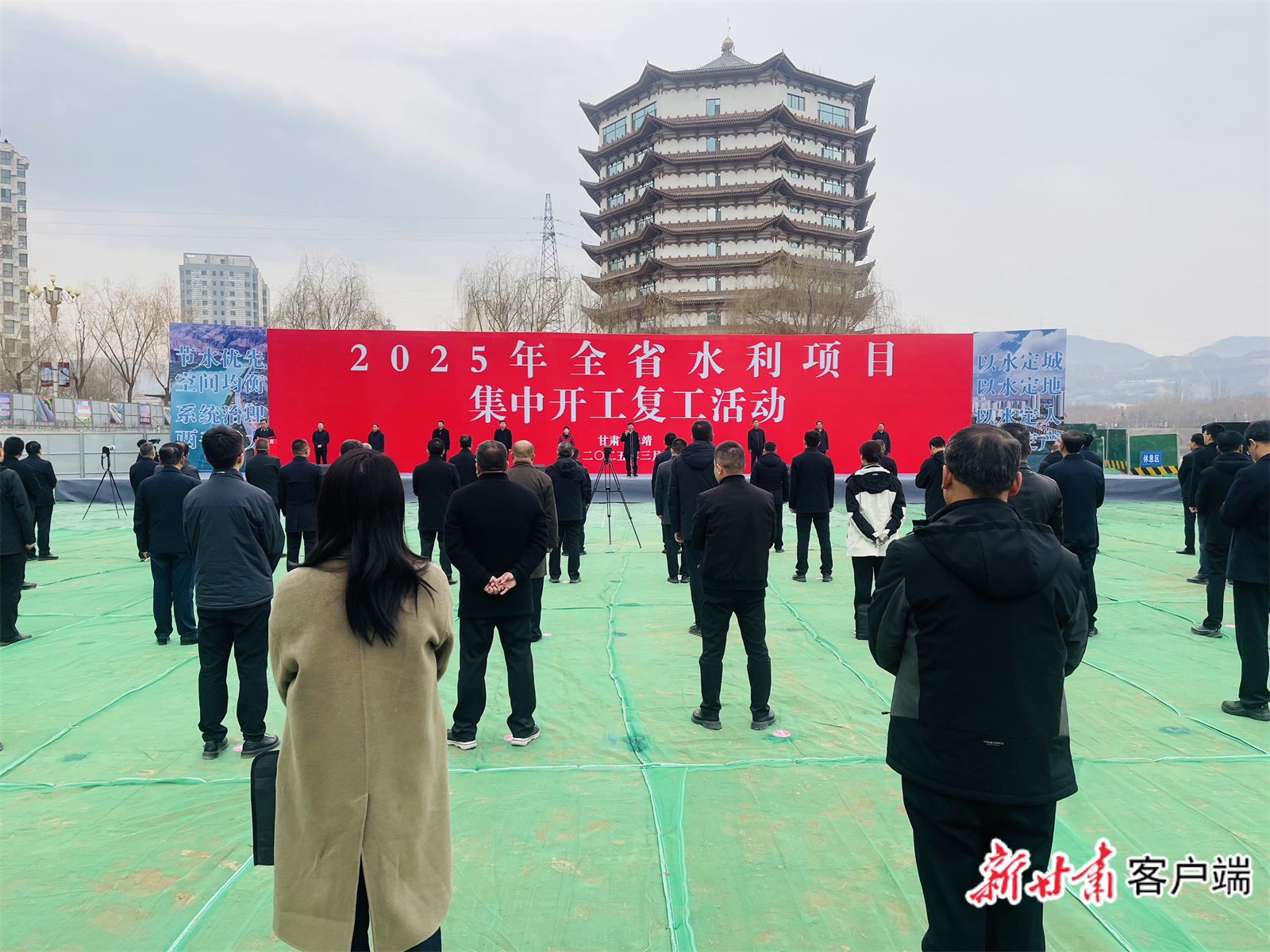 甘肅復(fù)工最新動態(tài)，自然美景探索之旅，重拾內(nèi)心平靜