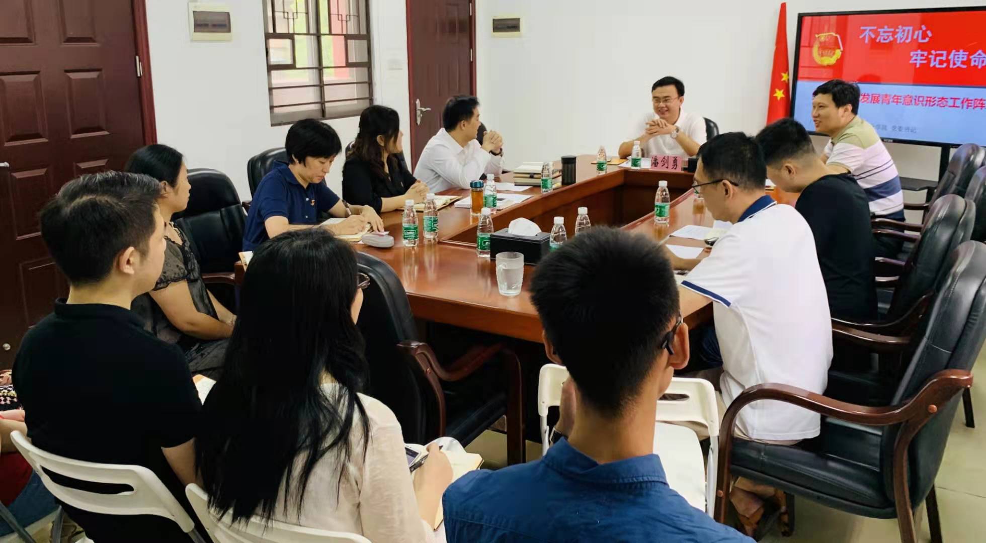 自然美景之旅，黨團(tuán)課最新與內(nèi)心的平和寧靜探尋
