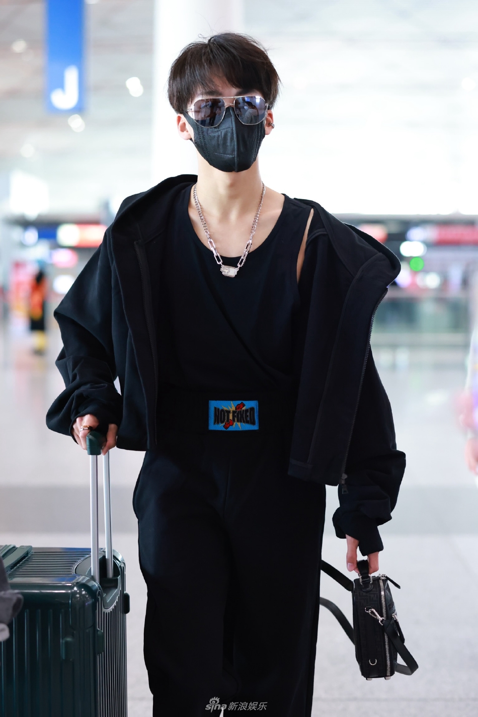 何洛洛機(jī)場最新動(dòng)態(tài)，自然美景的輕松探索之旅